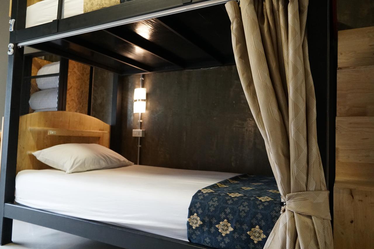 Hotel Club76 Bunk Bed. (Adults Only) Chiang Mai Zewnętrze zdjęcie